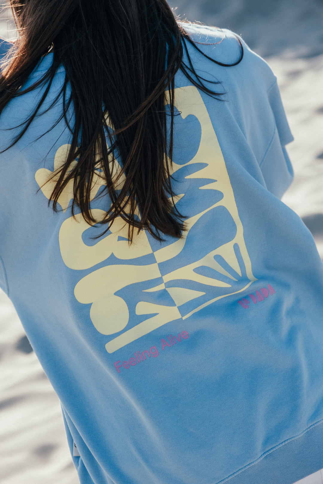 Feeling Alive - Sweatshirt - Sky